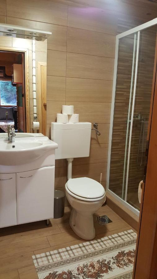 Holiday Home Prdelanca Luče Eksteriør bilde